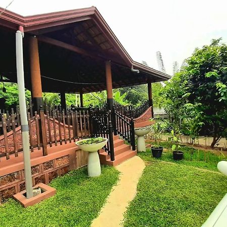 Loveena By H.S. Restaurant & Guest Tangalle Ngoại thất bức ảnh